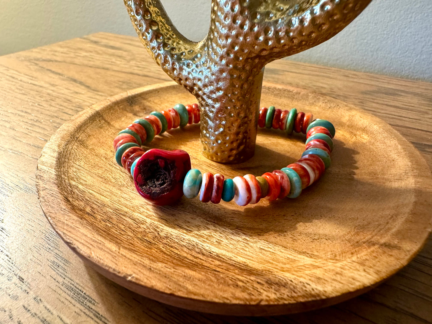 Red spiny, Turquoise and Coral Stretch Bracelet